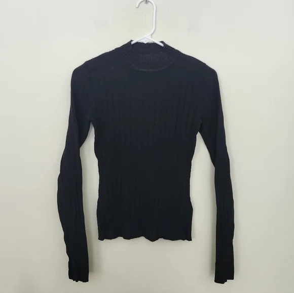 H&M Ribbed Knit Long Sleeve - Picture 2 of 6